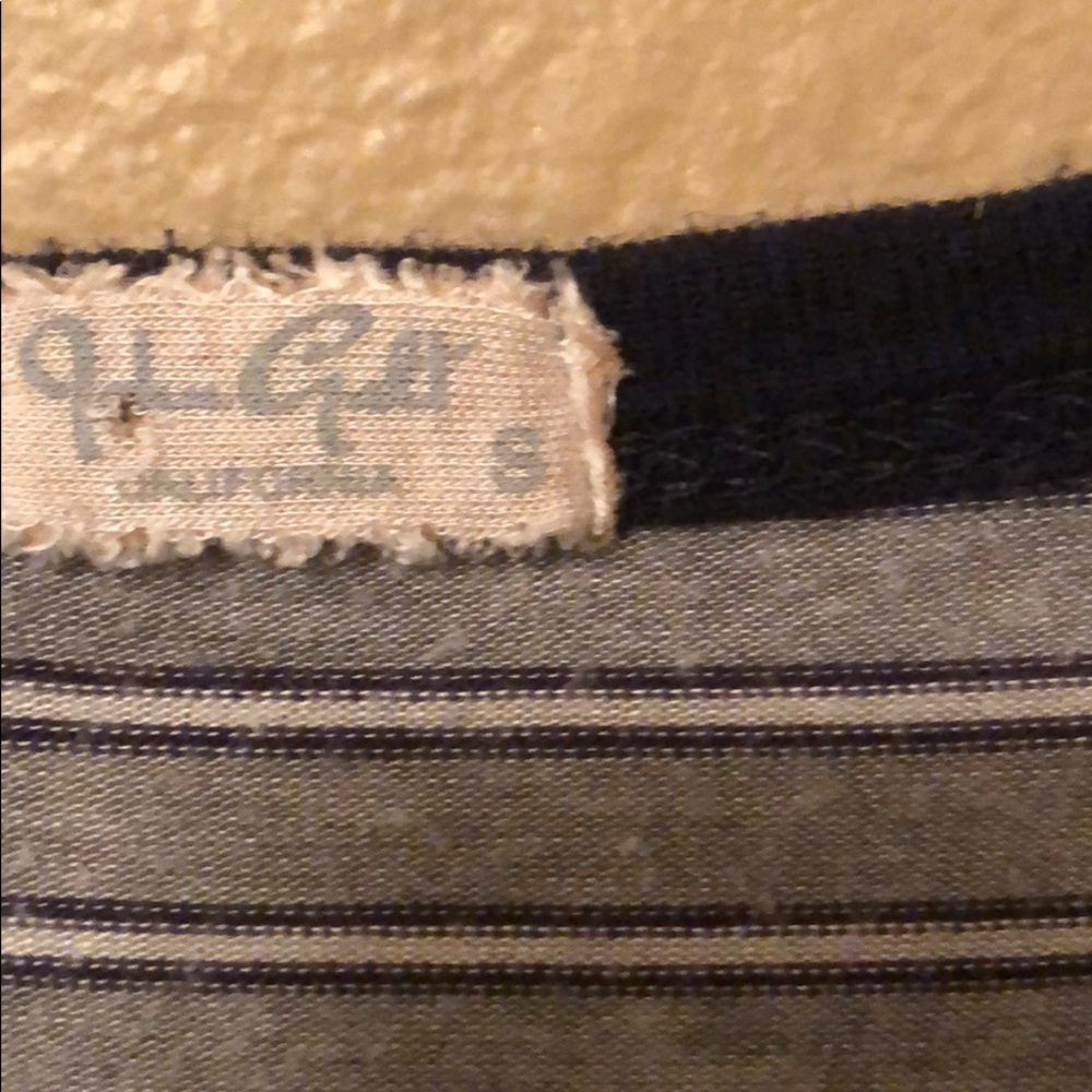 Striped Crop Top - Picture 2 of 2